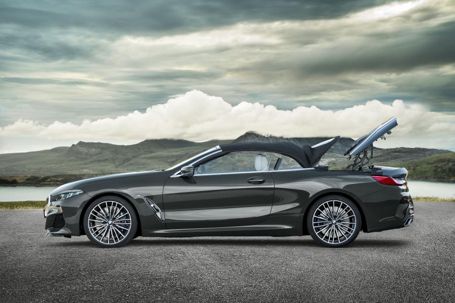  BMW M850i xDrive Convertible (G14) 2018 года  (WW) (фото 31 из 183)